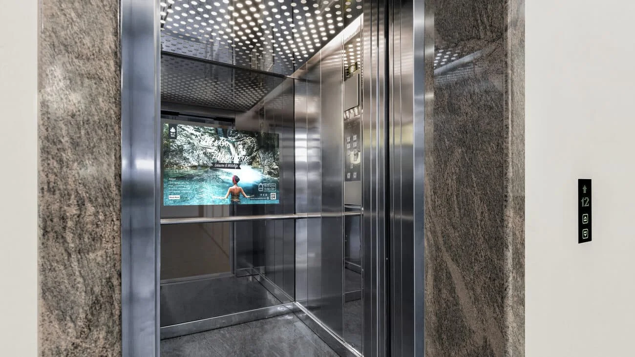 Elevator Screens for Brand Promotion
